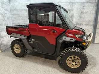 2025 can-am defender hd10 limited cab | 985km