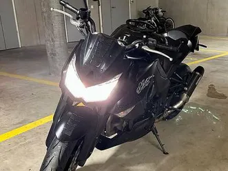 kawazaki z1000 édition full black
