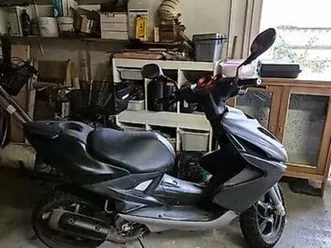 2 scooter yamaha
