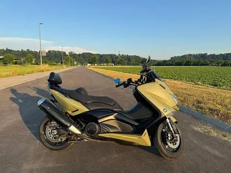 yamaha t-max 530 (2016)