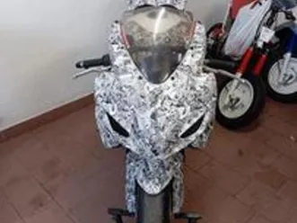 suzuki gsr 750 - 2007