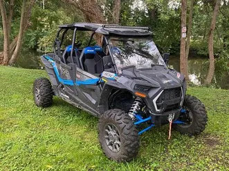 rzr 1000 4places