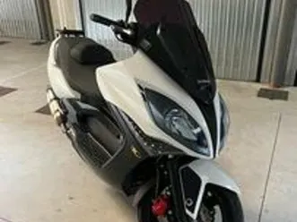 scooter kymco xciting r 300