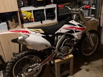 250 yzf 2009 échange ou vend