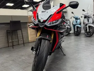 aprilia rsv4 1100 factory sbk 09