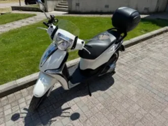 piaggio liberty 125 sport