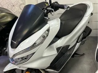 honda pcx 2020 avec entretien chez honda 2299