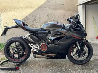 ducati panigale v2 - 2024