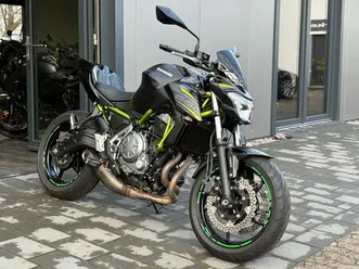 kawasaki z 650 *top zustand, akrapovice, a2 möglich*