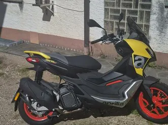aprilia aprilia sr gt 125