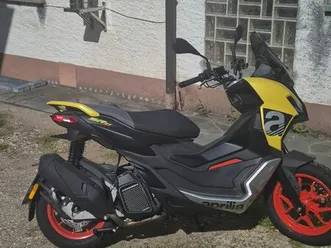 aprilia sr gt 125