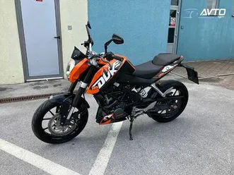 ktm duke 125 z abs-om. odlično ohranjen