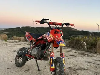 vendo pit bike 150 torres vedras (são pedro, santiago, santa maria do castelo e são miguel) e matacães