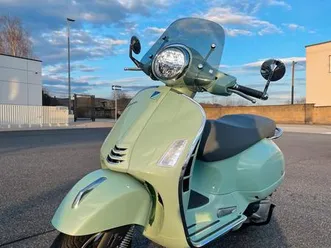 vespa gts 300 super 2023 keyless 1. hand mintgrün