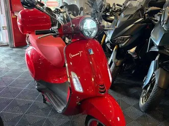 vespa primavera red 125 garantie 3 mois