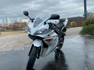 yamaha yzf r125 - modèle 2010 - 5900km