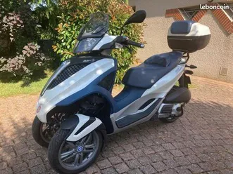 moto piaggio mp3 300 cc