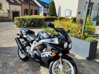 900 cbr rr