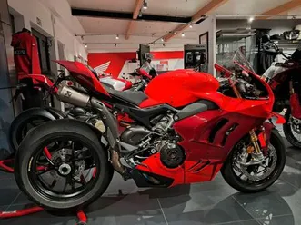 ducati panigale v4r, akrapovic racing, sonderlack, neu!