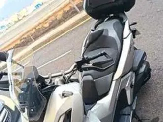 honda - adv