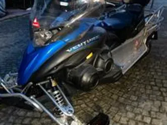 motoslitta yamaha venture 500