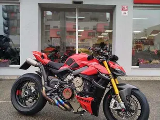 ducati streetfighter v4 s, 1.majitel, čr, -dph, úžasná výbava