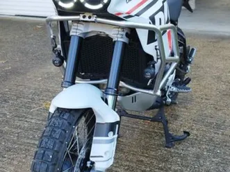 ducati desert x 937 2023 1ère main