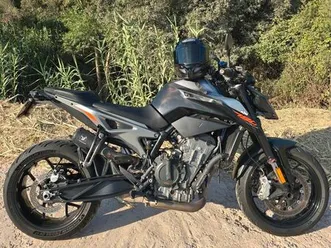 ktm duke 790