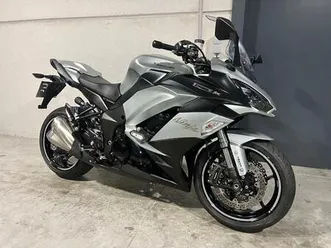② kawasaki z1000sx in mooie staat