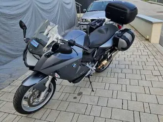 f800st