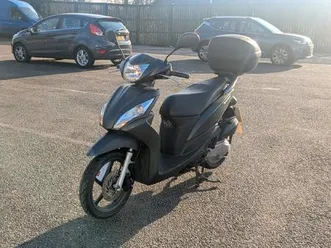 honda vision 110 scooter petrol automatic (8 ps) 108 cc