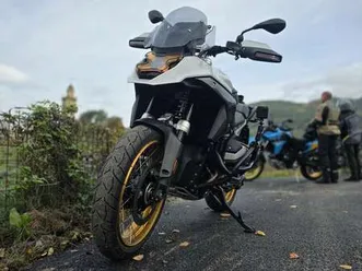 bmw r 1300 gs bianco