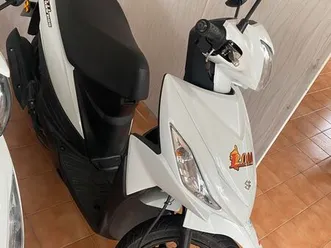 scooter suzuki adress 2019