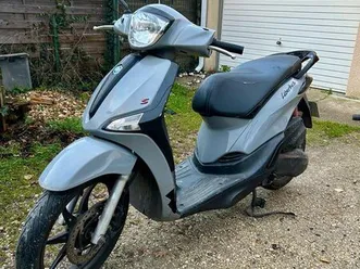 scooter piaggio liberty