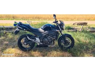 suzuki 600 gsr