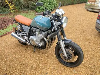 yamaha 1300 xjr