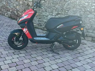 peugeot streetzone 4t