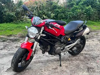 ducati monster corroios