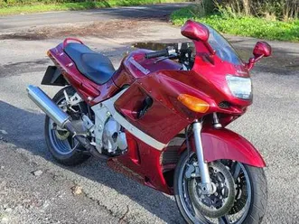 kawasaki-zzr-1997-599-cc