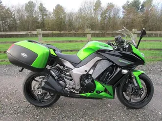 kawasaki z1000 sx 1043 cc