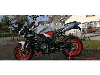 aprilia rsv tuono 1000 rp