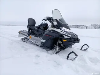 juuri huollettu sport 900ace piiiiitkällä matolla!!