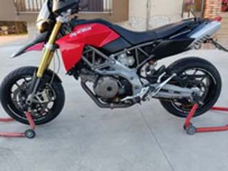 aprilia dorsoduro 750