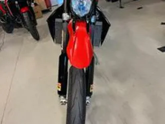 aprilia sxv 450