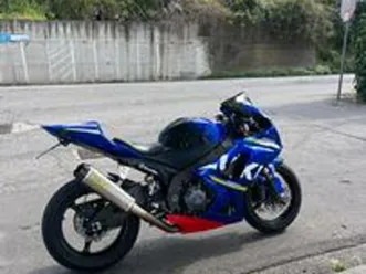 suzuki gsxr 1000 k8