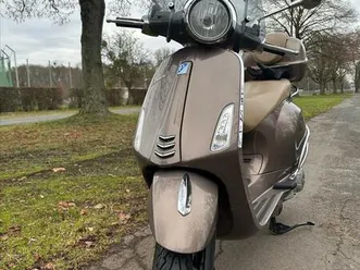 vespa primavera 125