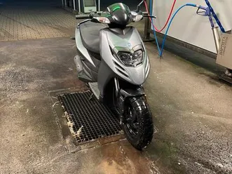 piaggio new typhoon (top zustand) [aerox,speedfight,booster]