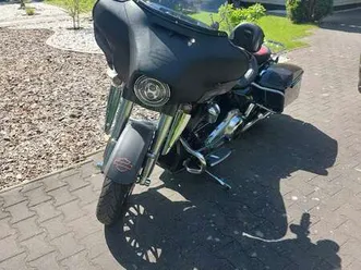 harley-davidson street glide