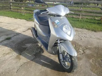 honda dylan 125 ccm w pelni sprawna , kat.b marianka