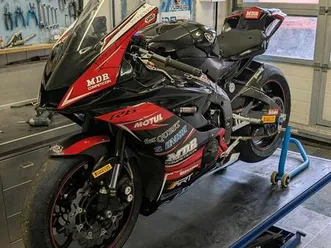 yamaha r6 rj15 rennmotorrad